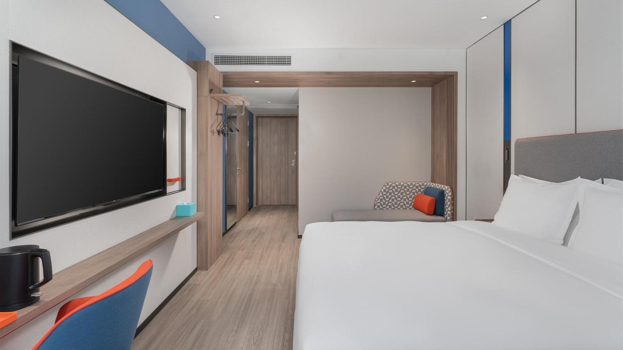 Holiday Inn Express Qingdao Shibei By Ihg Eksteriør billede