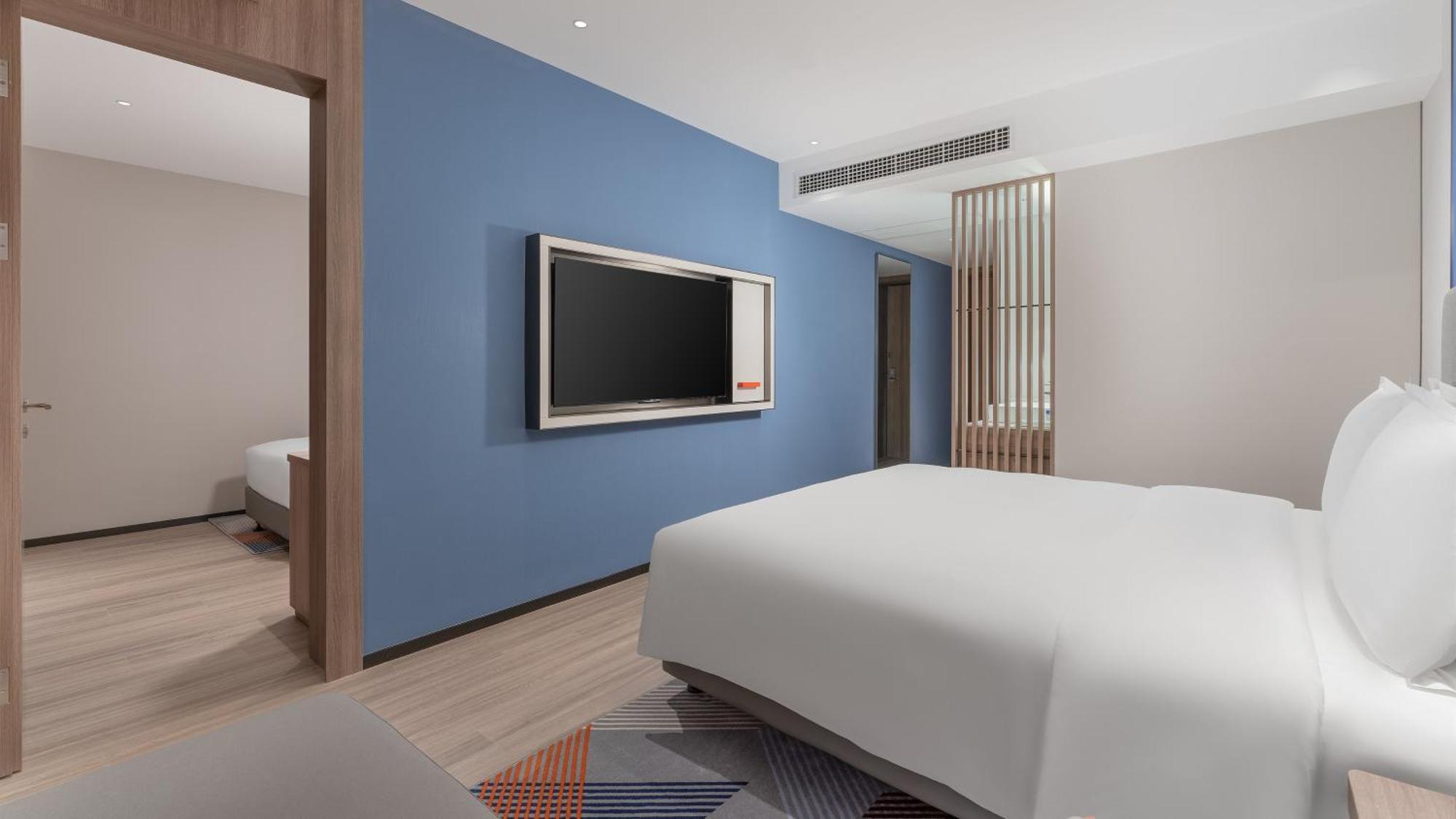 Holiday Inn Express Qingdao Shibei By Ihg Eksteriør billede