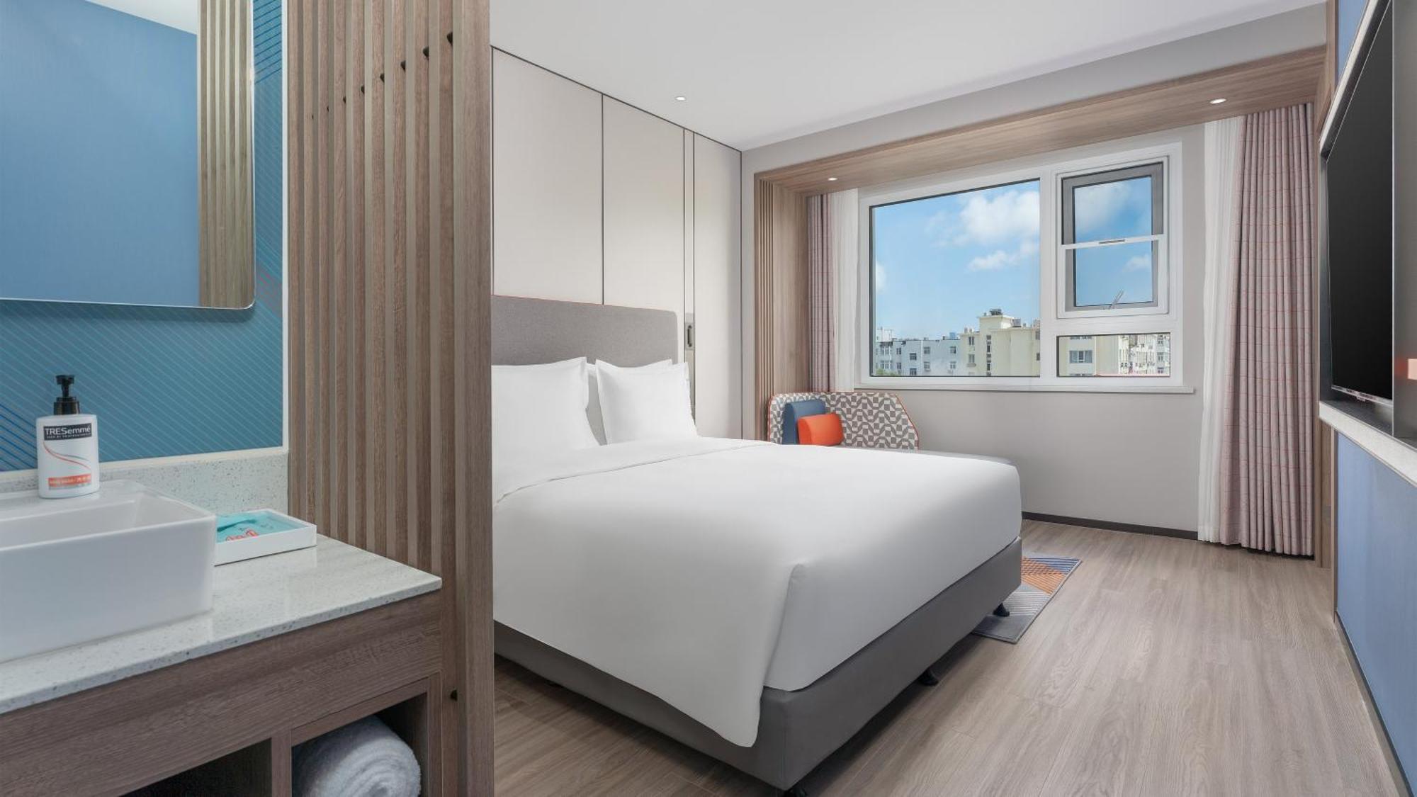 Holiday Inn Express Qingdao Shibei By Ihg Eksteriør billede