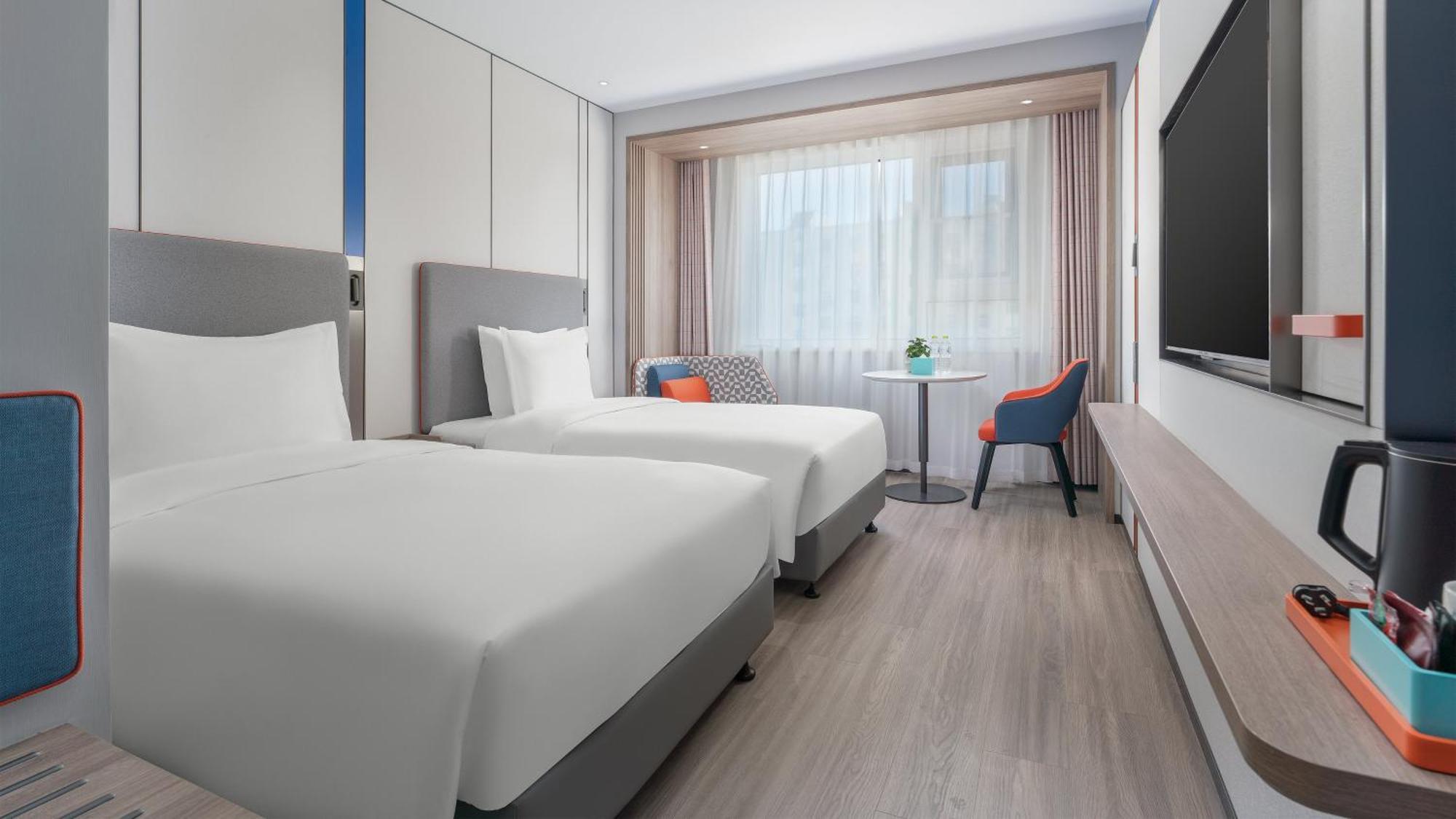 Holiday Inn Express Qingdao Shibei By Ihg Eksteriør billede