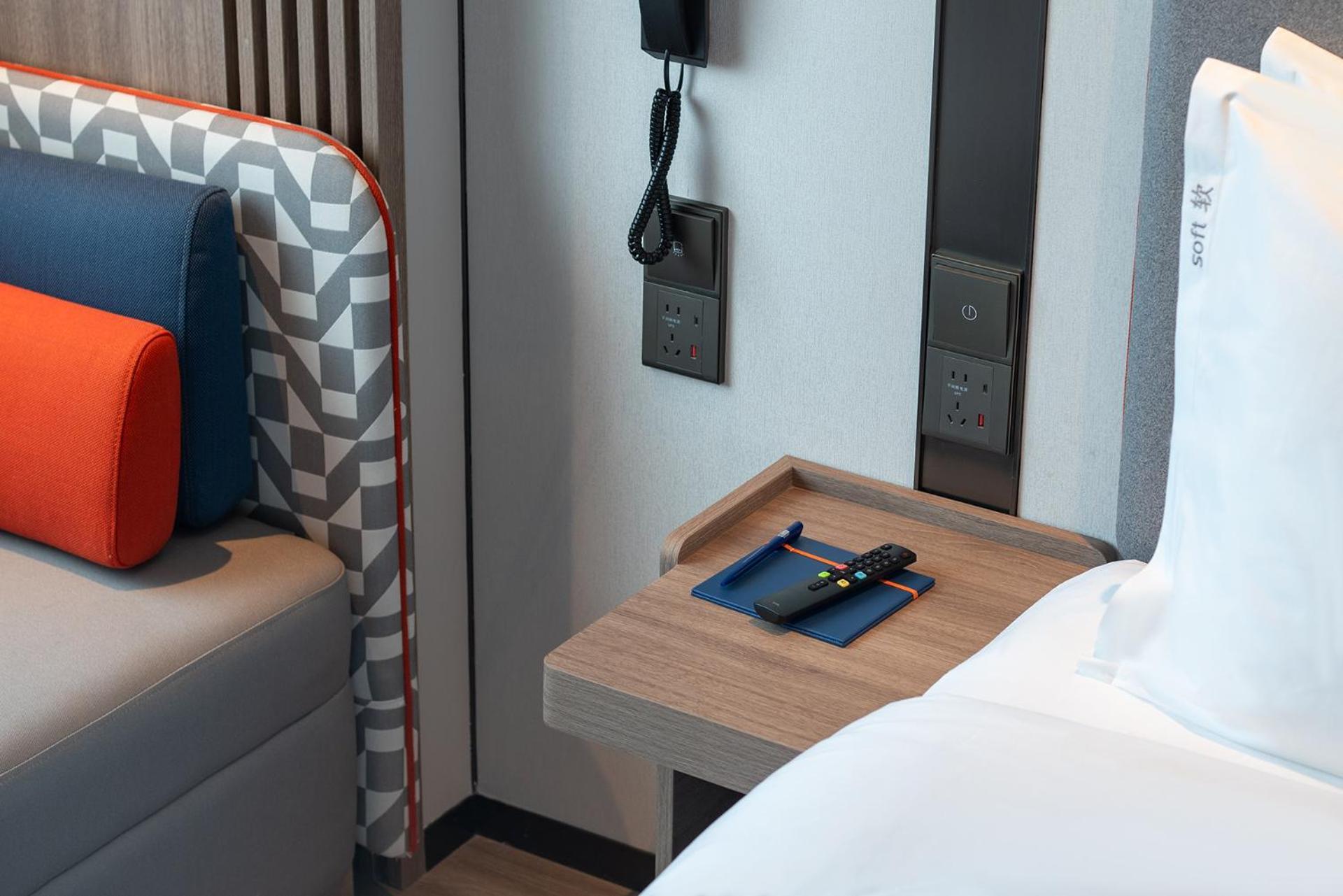 Holiday Inn Express Qingdao Shibei By Ihg Eksteriør billede